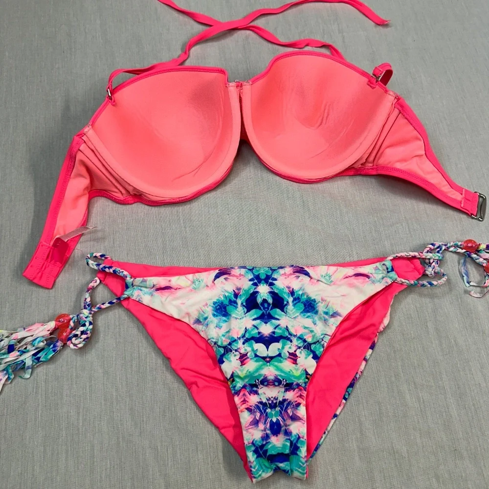 Victoria's Secret Push Up Bikini Reversible Bottoms size L 36DD Fringe Hot Pink - Picture 3 of 6